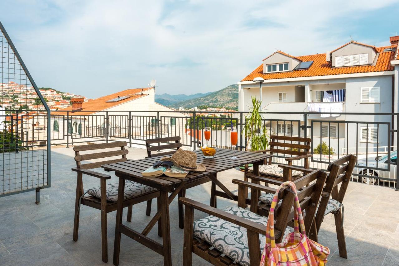 Apartments Marivo Lapad Dubrovnik Exterior photo